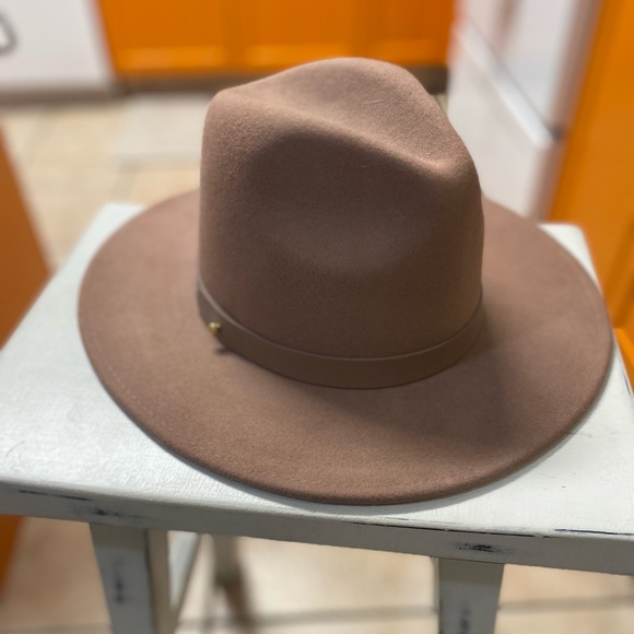 Lack of Color Sz M - Picture 1 of 4